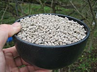 ペレット状肥料
